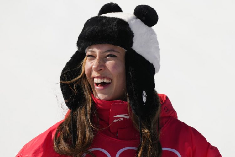 Skiing for joy, Gu wins 3rd Olympic medal -- a halfpipe gold